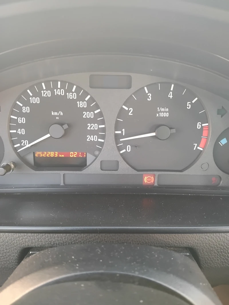 BMW 316 316-1.9face., снимка 9 - Автомобили и джипове - 52951385