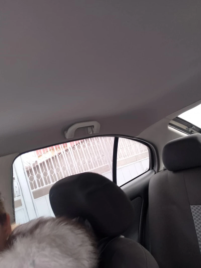 Skoda Octavia 1.9 ТДИ, снимка 7 - Автомобили и джипове - 53131198