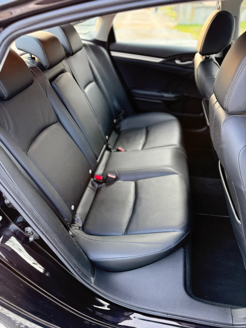 Honda Civic 1.5 Turbo Executive Full, снимка 14 - Автомобили и джипове - 53500122