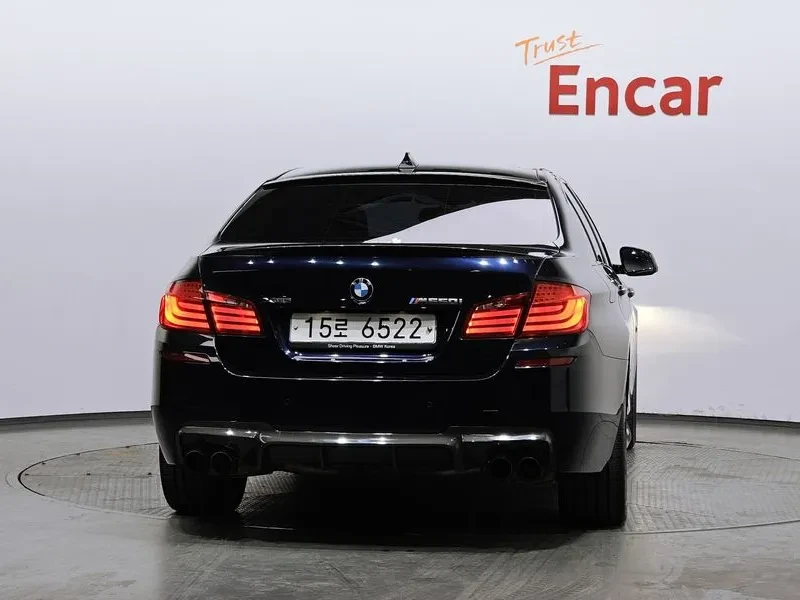 BMW 550 i, снимка 4 - Автомобили и джипове - 54591311