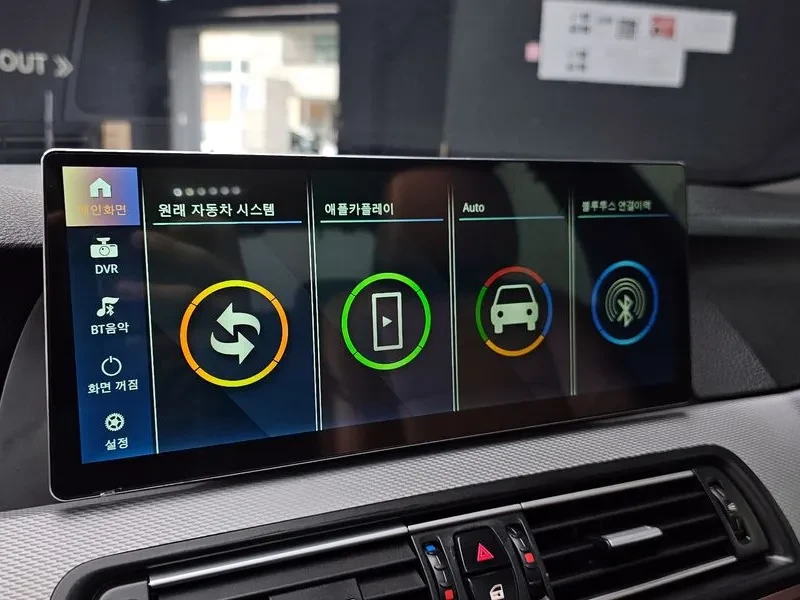 BMW 550 i, снимка 16 - Автомобили и джипове - 54591311