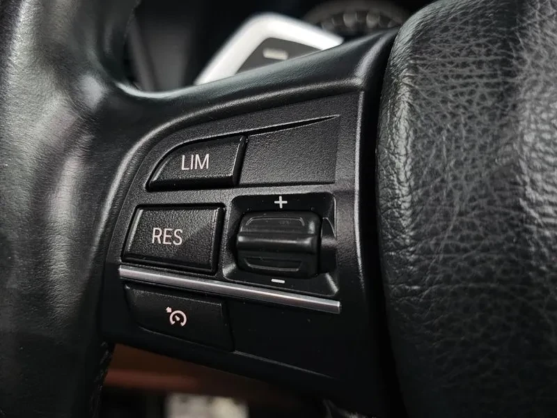 BMW 550 i, снимка 17 - Автомобили и джипове - 54591311