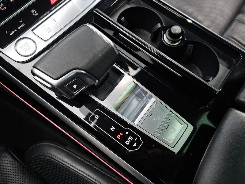 Audi A8 3.0 Automatic, снимка 11 - Автомобили и джипове - 55450762