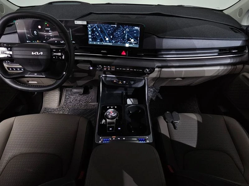 Kia Carnival 3.5 Automatic, снимка 6 - Автомобили и джипове - 55753836