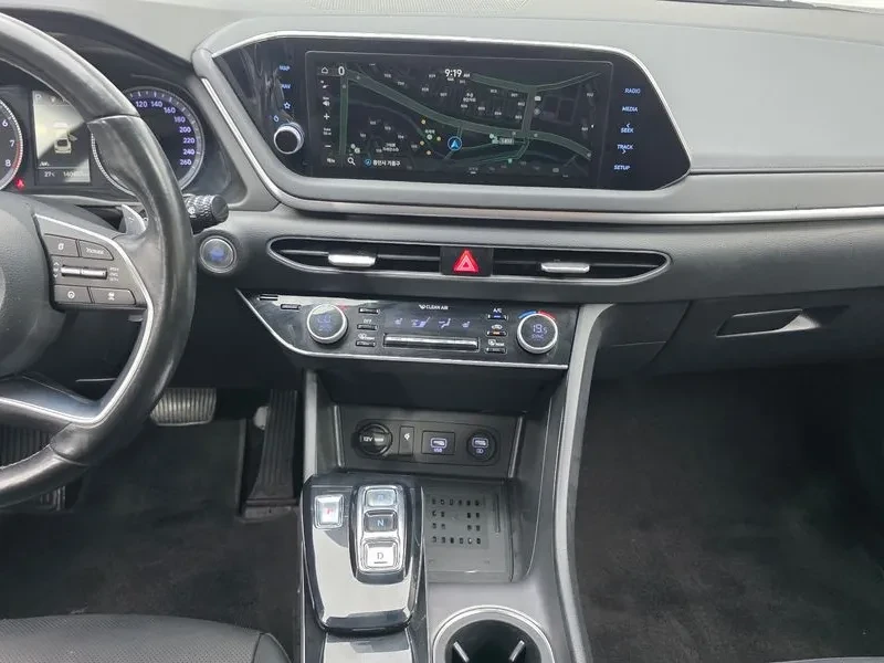 Hyundai Sonata 2.0 Modern, снимка 14 - Автомобили и джипове - 56130695