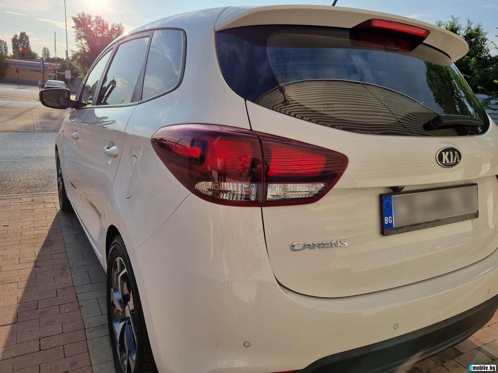 Kia Carens LPG 6+ 1 Места - изображение 2