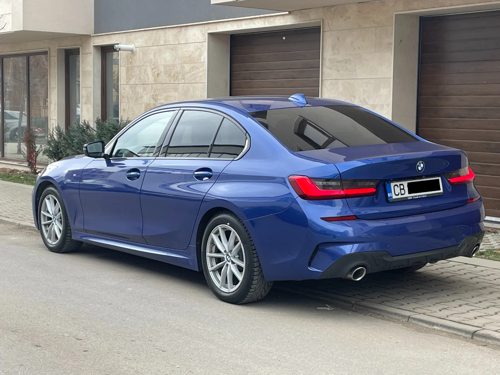 BMW 320 d xDrive M Sport - изображение 5