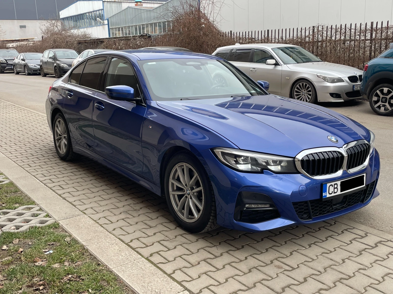 BMW 320 d xDrive M Sport - изображение 3
