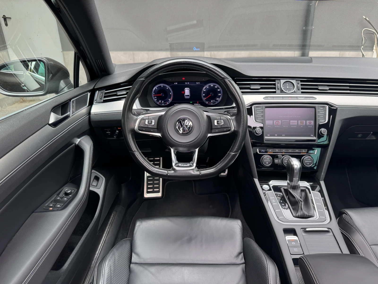 VW Passat R-LINE Върнат от лизинг/Сервизна История /ГАРАНЦИЯ - изображение 4