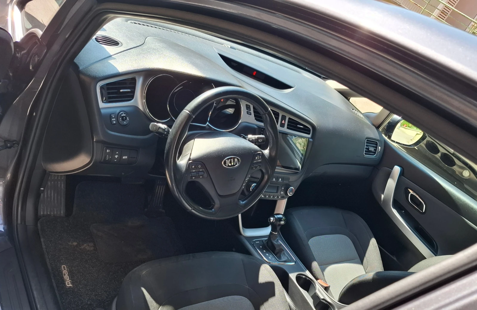 Kia Ceed От България - изображение 10