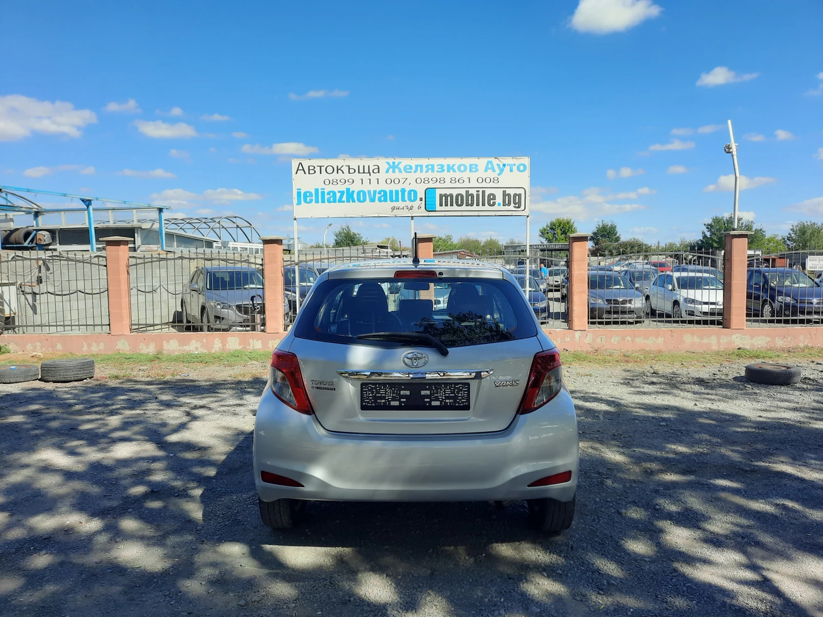 Toyota Yaris  - изображение 5