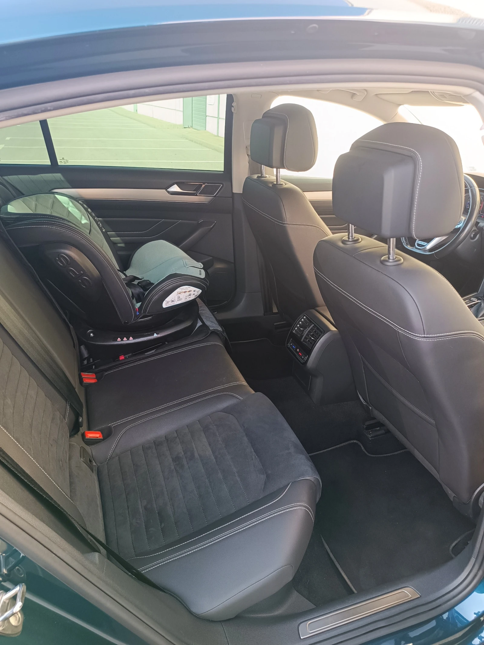 VW Passat 2.0 TDI/240 к.с./4motion - изображение 10