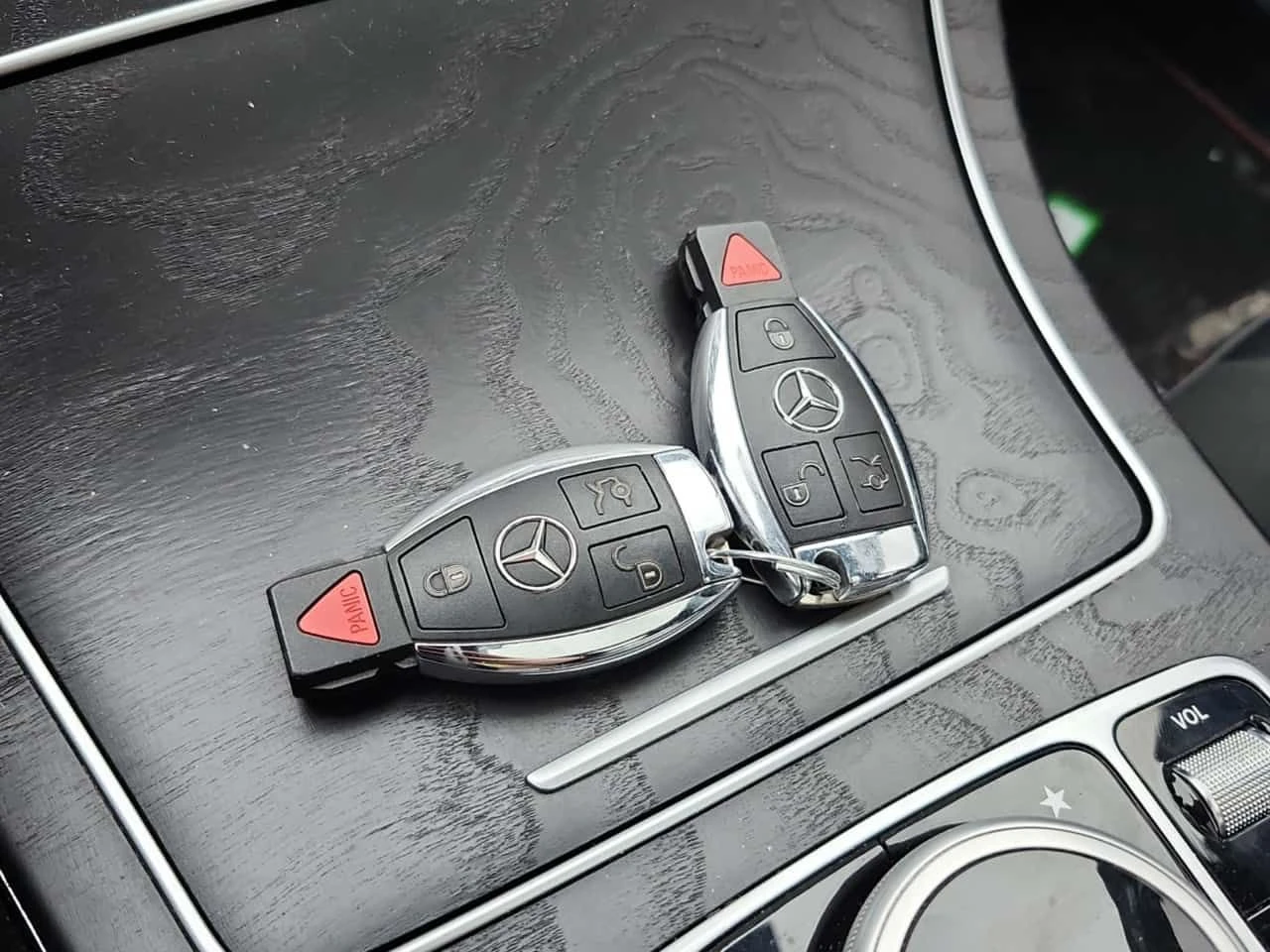 Mercedes-Benz C 450 AMG * CARFAX * ЦЕНА ДО БГ - изображение 10