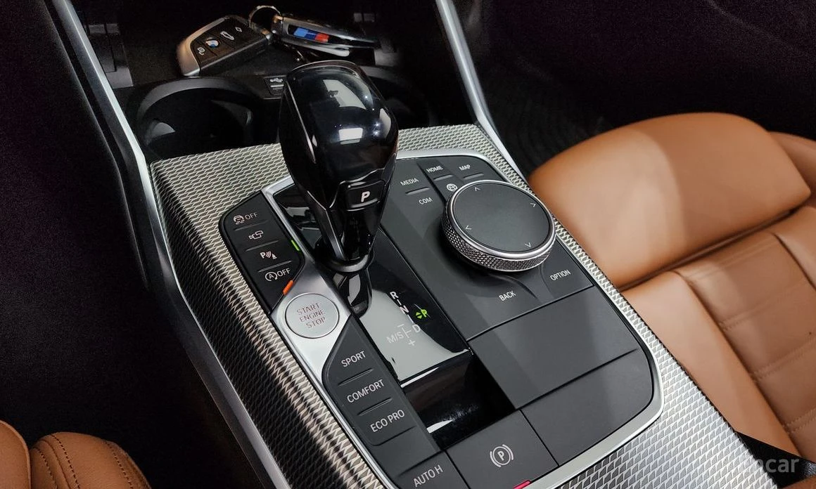 BMW 330 i M Sport* LASER* HARMAN KARDON* HEAD-UP* 360 CAM*, снимка 14 - Автомобили и джипове - 53903039