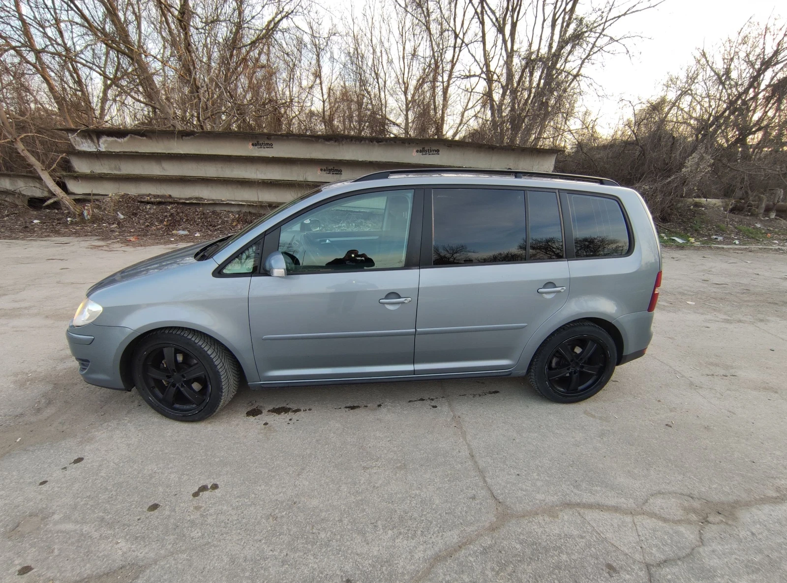 VW Touran, снимка 5 - Автомобили и джипове - 53988487