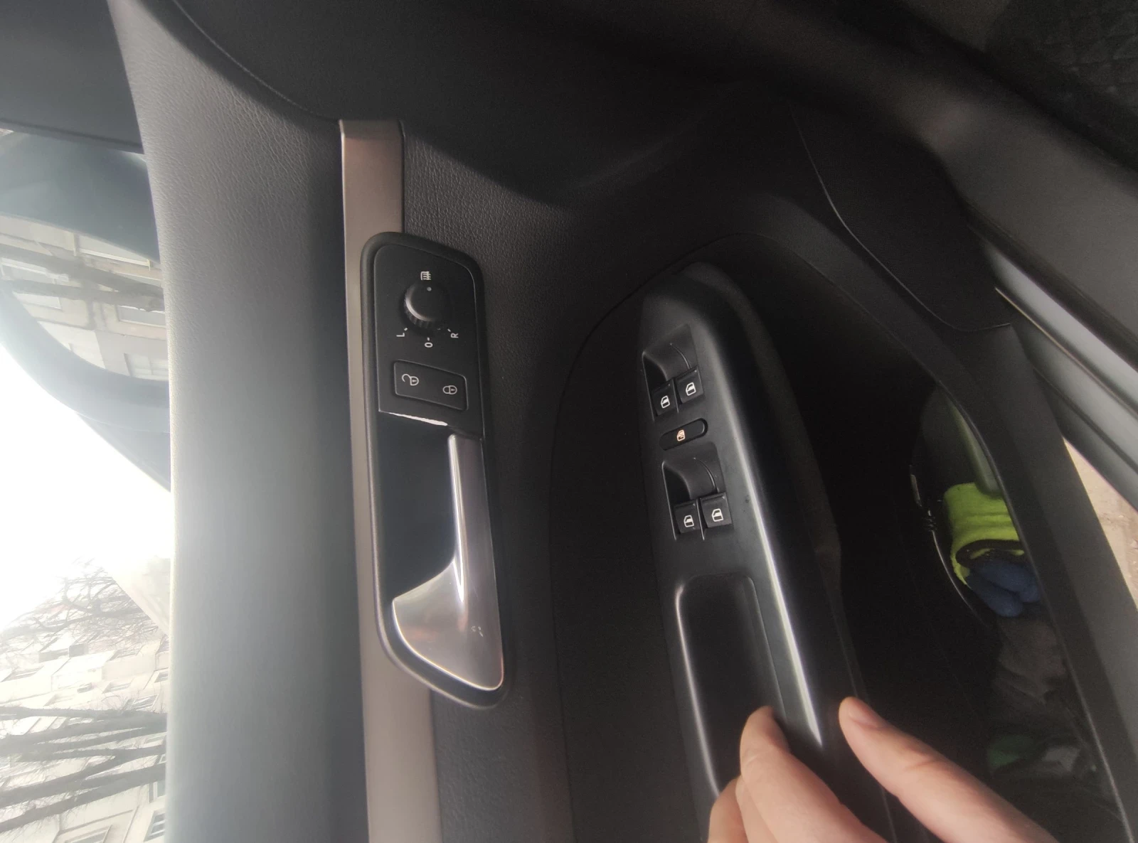 VW Touran, снимка 7 - Автомобили и джипове - 53988487