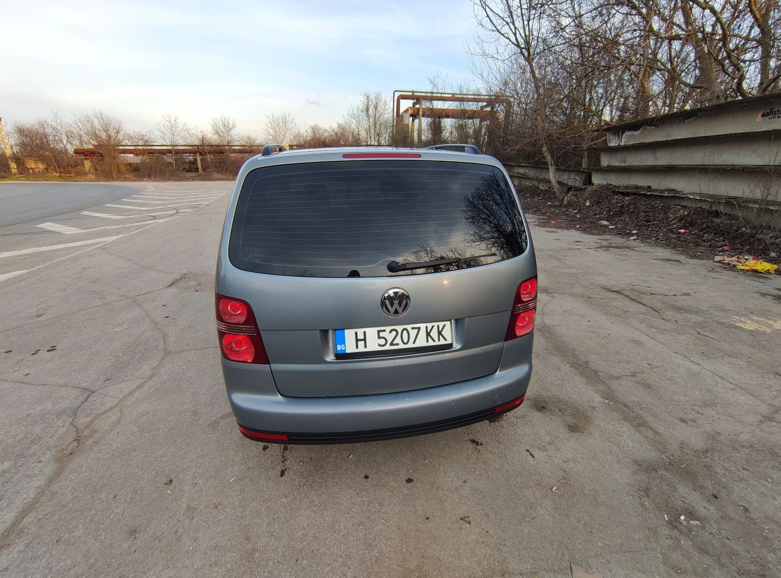 VW Touran, снимка 6 - Автомобили и джипове - 53988487