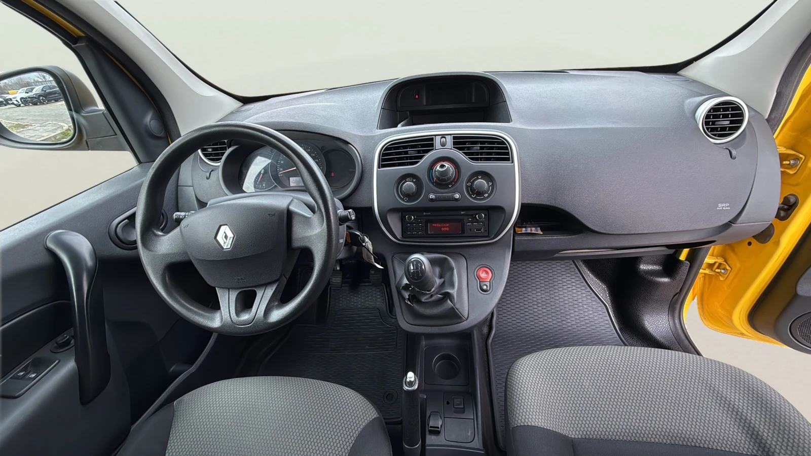 Renault Kangoo 1.5 DCI, снимка 10 - Автомобили и джипове - 54108424
