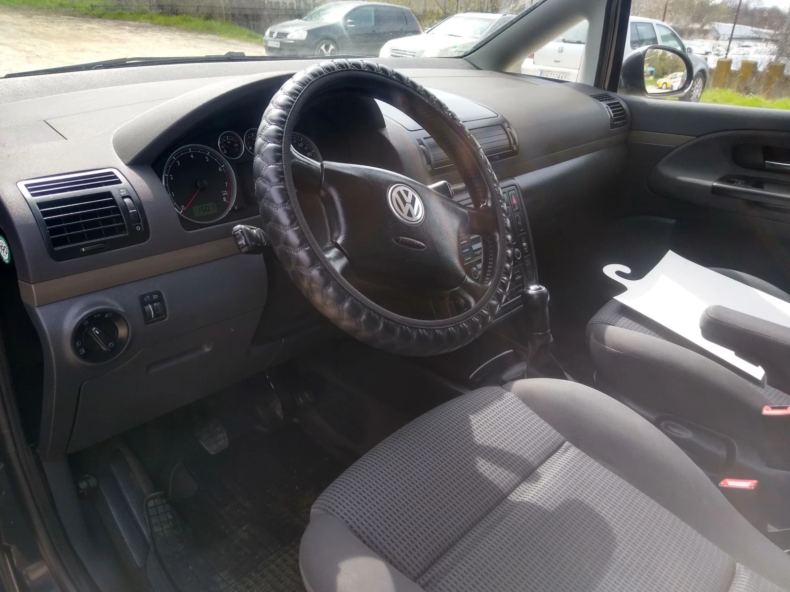 VW Sharan Ван, снимка 11 - Автомобили и джипове - 54184324