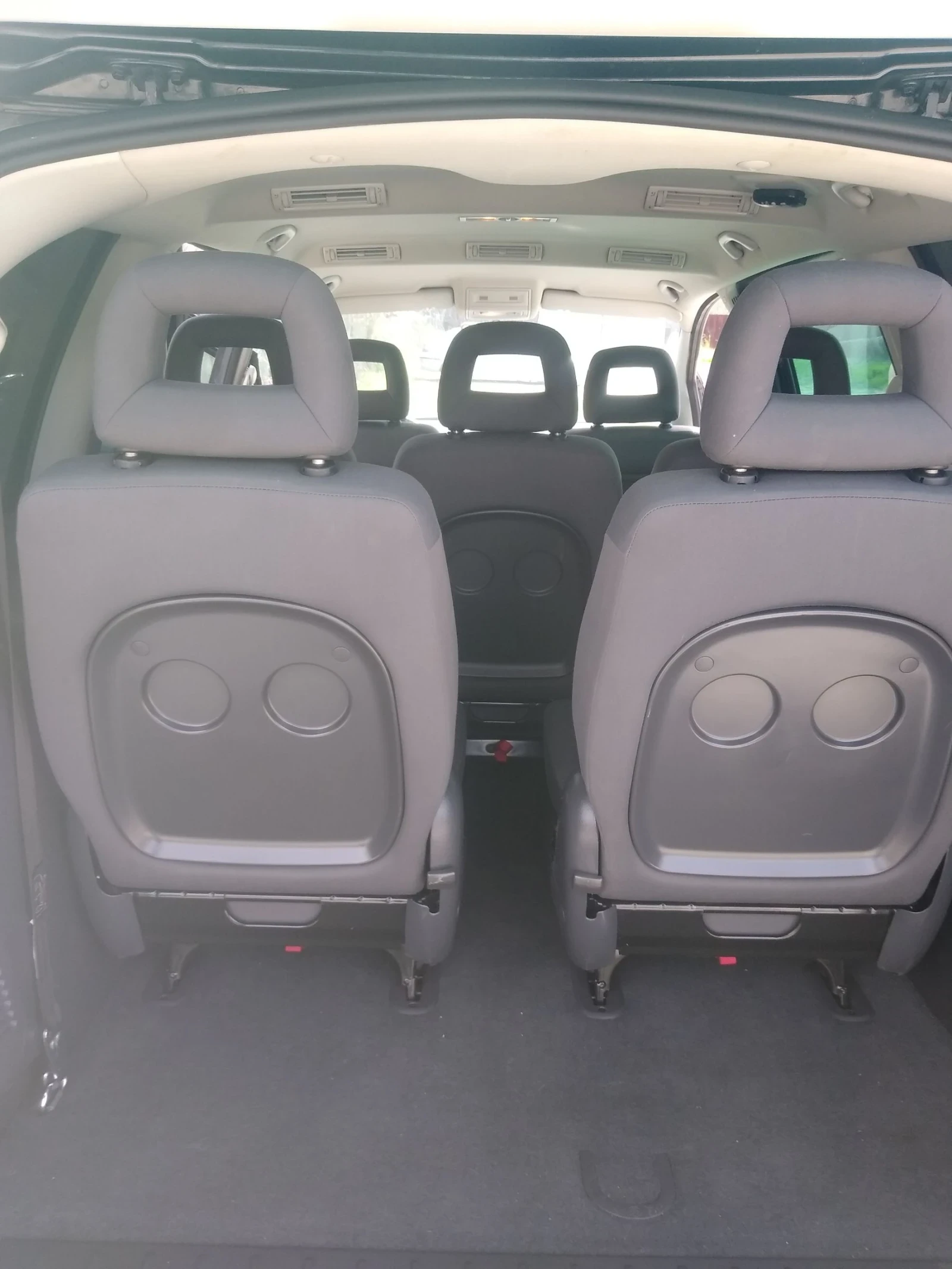 VW Sharan Ван, снимка 9 - Автомобили и джипове - 54184324