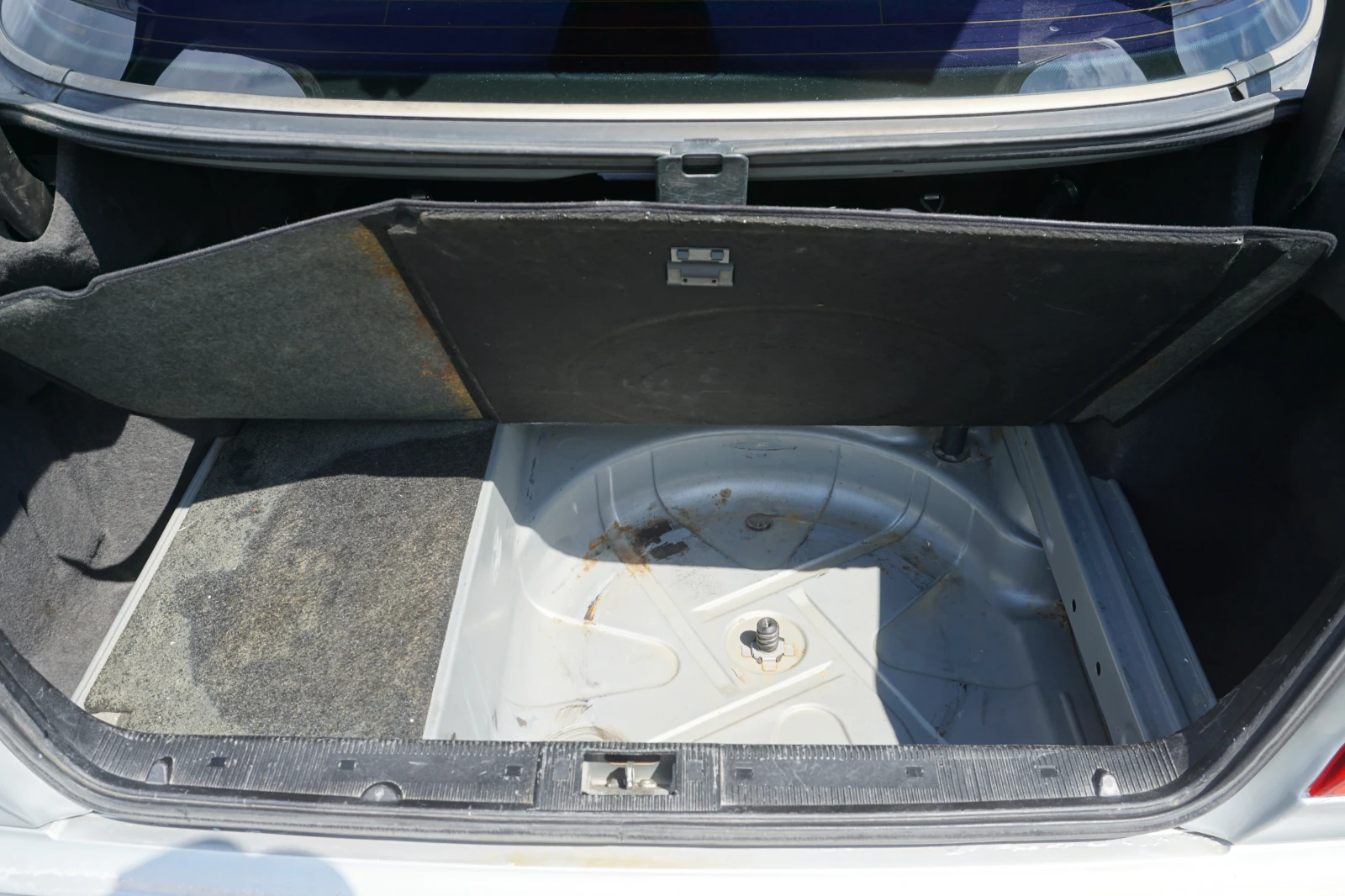 Mercedes-Benz E 200 ГАЗ, снимка 16 - Автомобили и джипове - 54271202