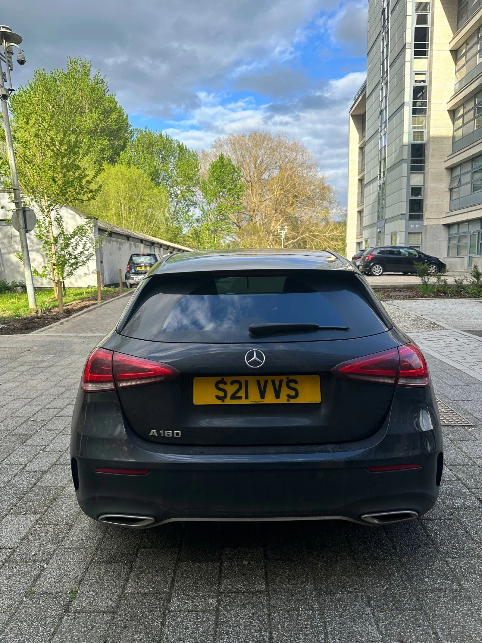 Mercedes-Benz A 180 AMG LINE, снимка 2 - Автомобили и джипове - 54315157