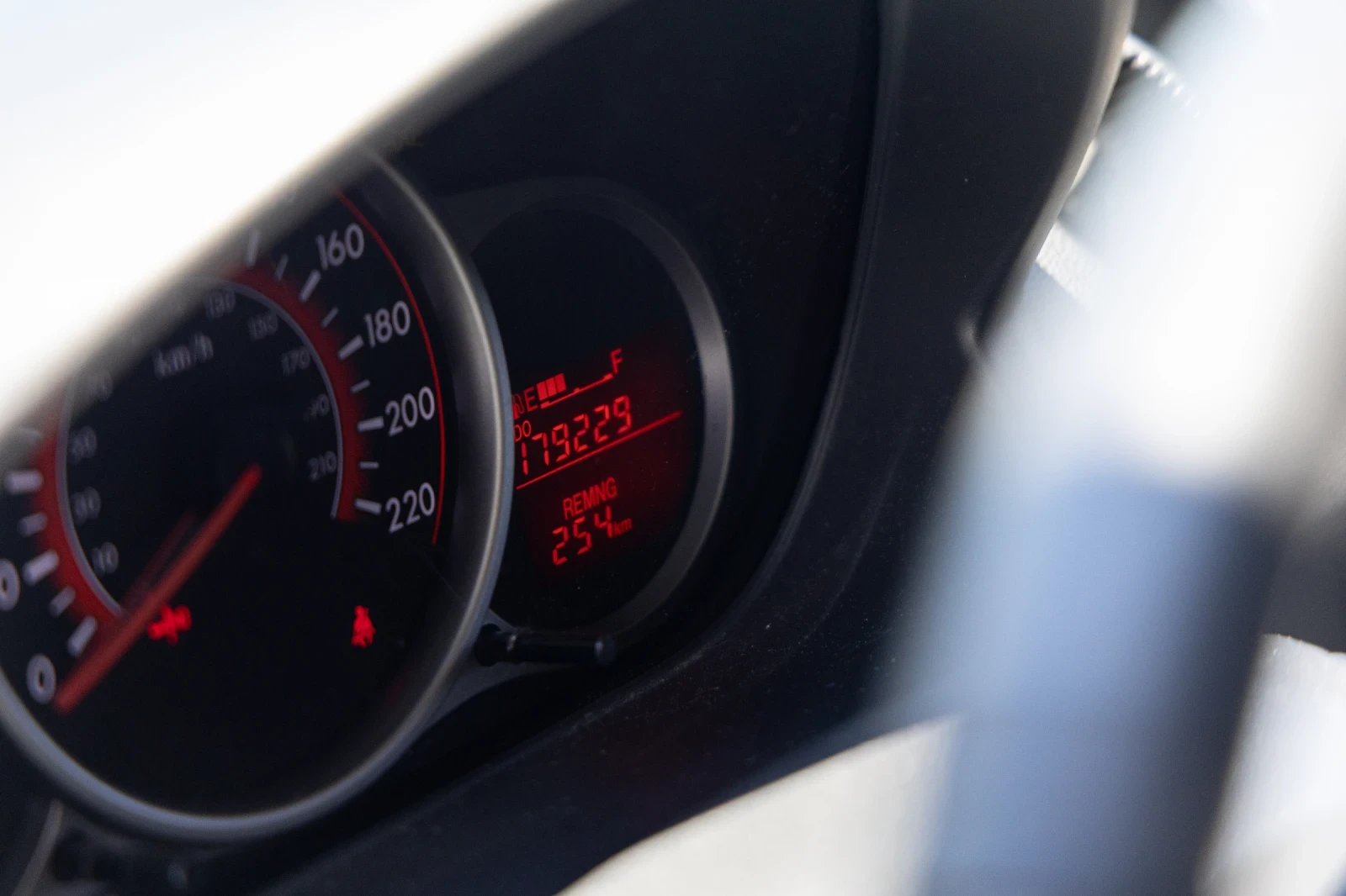 Mazda 2 1.5 Sport  KEYLESS | Mobile.bg � ����������� 11