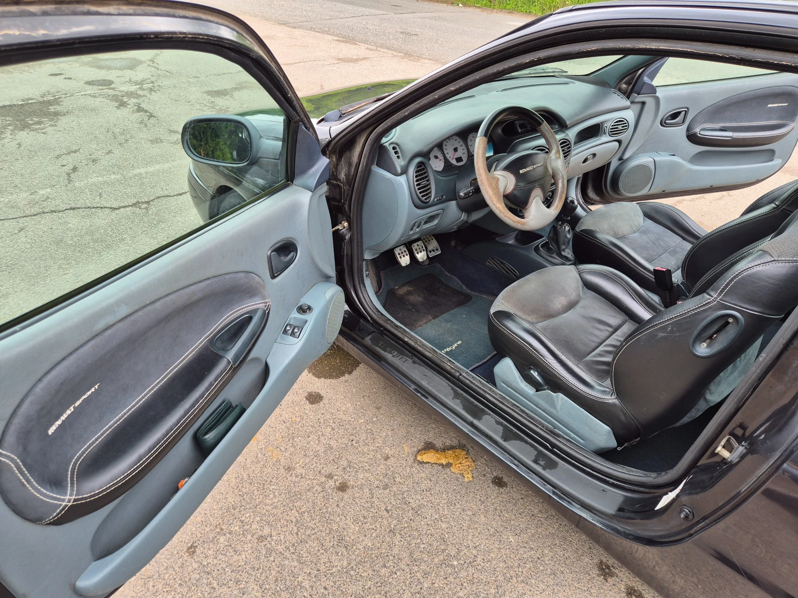 Renault Megane 2.0i 16V F7R, снимка 9 - Автомобили и джипове - 54586049