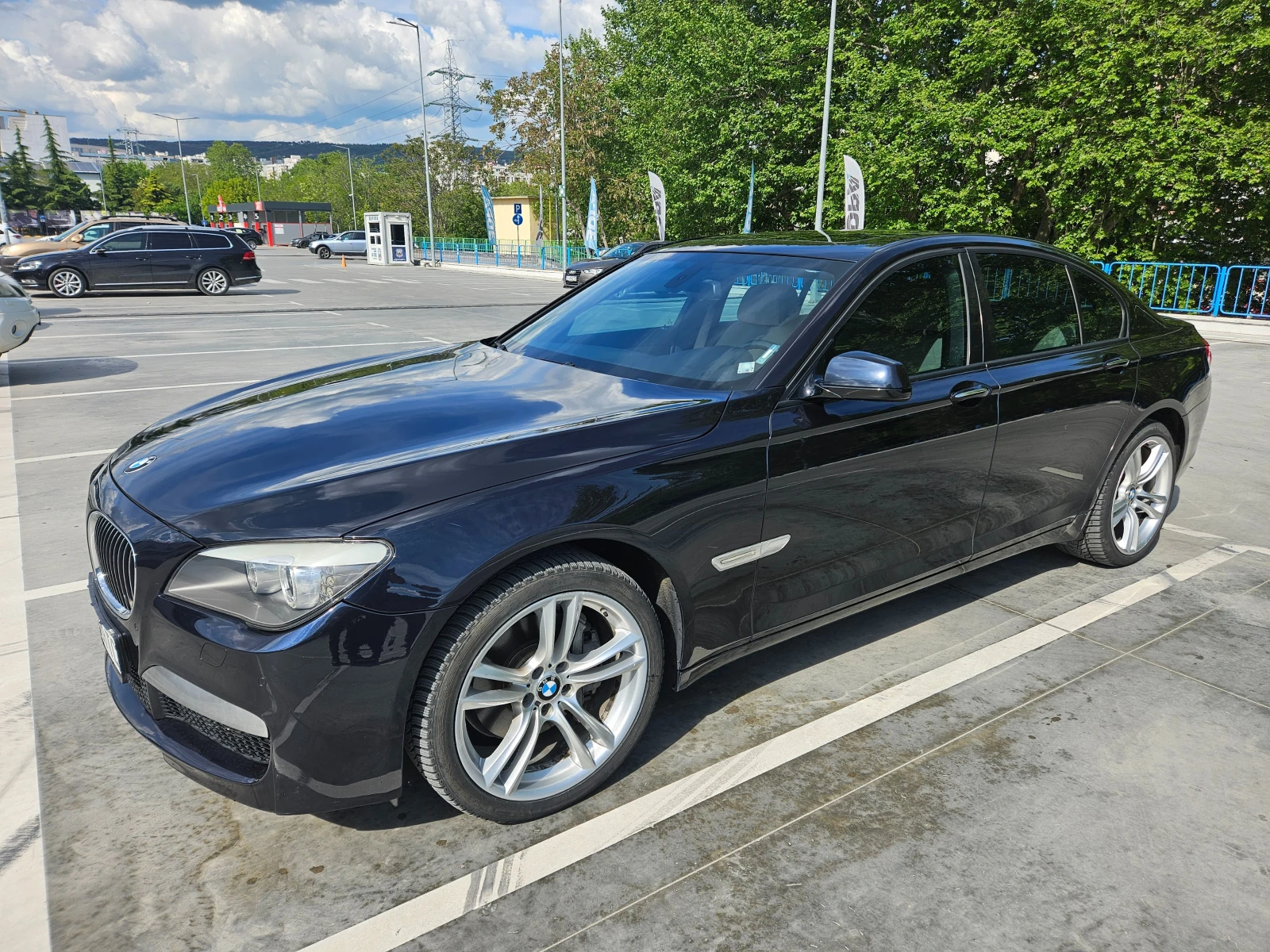 BMW 740