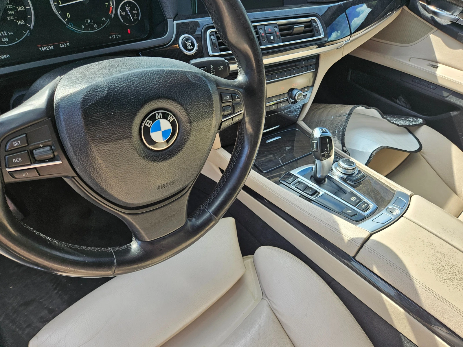 BMW 740, снимка 11 - Автомобили и джипове - 54610094