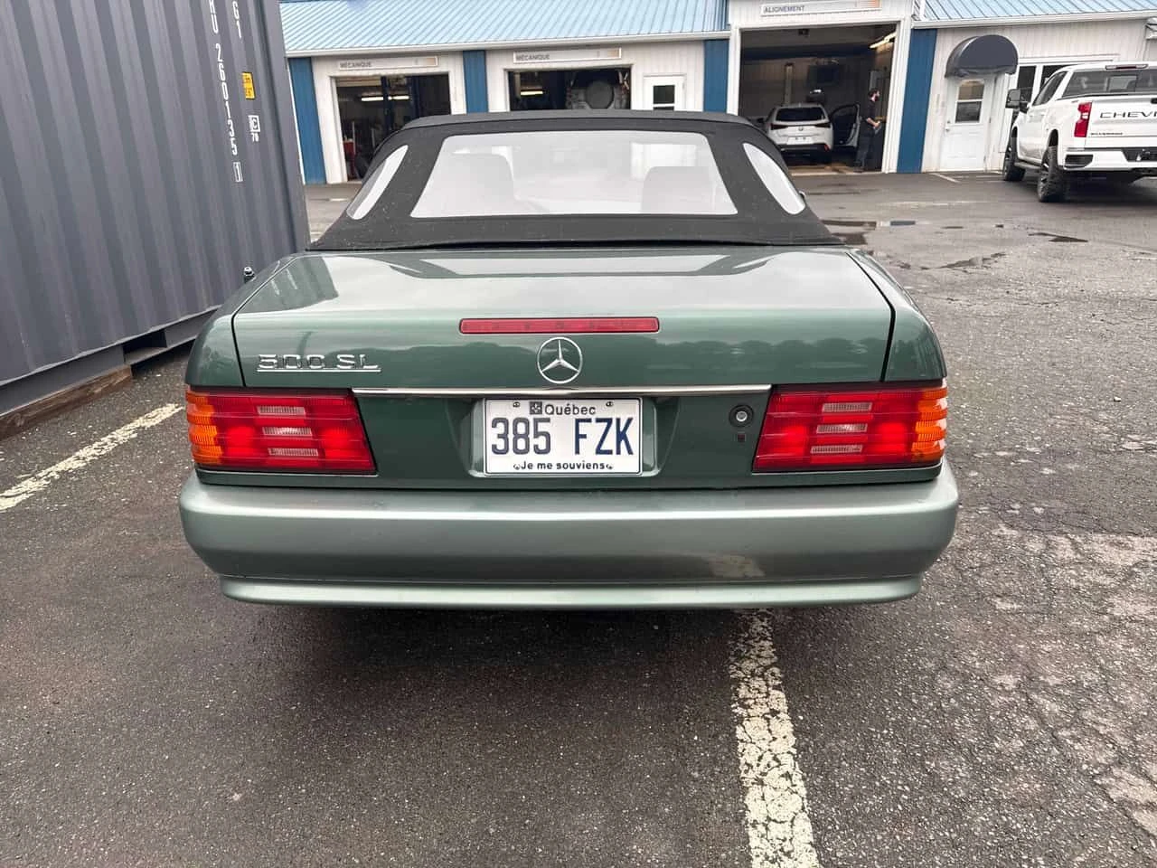 Mercedes-Benz SL 500 КОЖА/АВТОМАТ/ПАМЕТ/CARFAX/ФИНАНСИРАНЕ, снимка 4 - Автомобили и джипове - 54672557