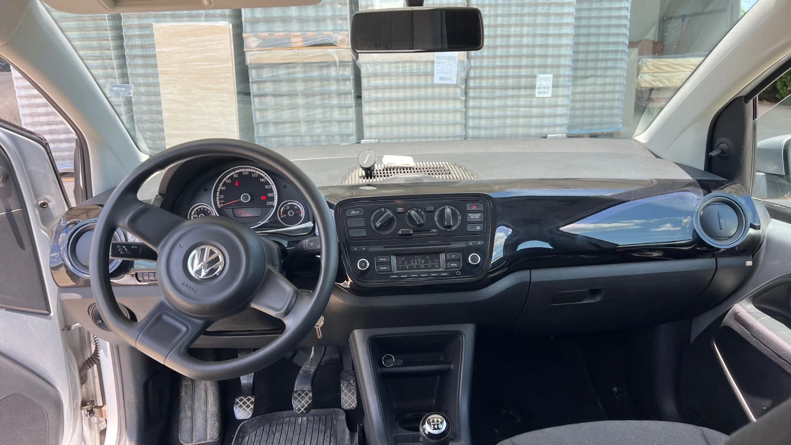 VW Up Eco Metan, снимка 10 - Автомобили и джипове - 55041839
