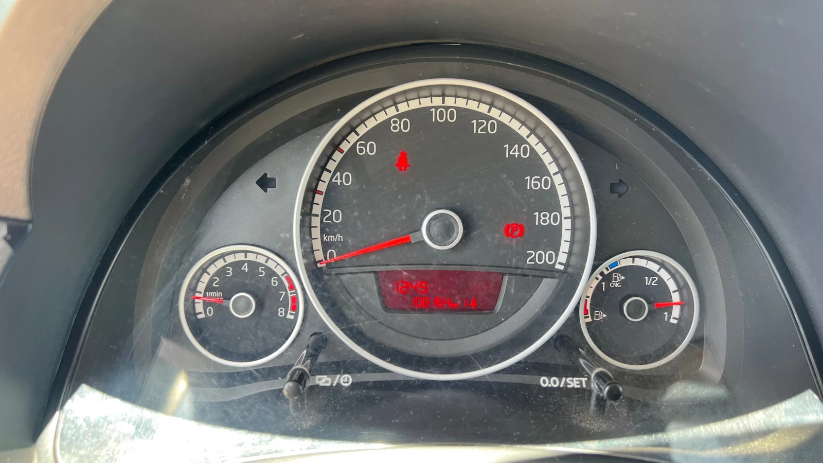 VW Up Eco Metan, снимка 9 - Автомобили и джипове - 55041839