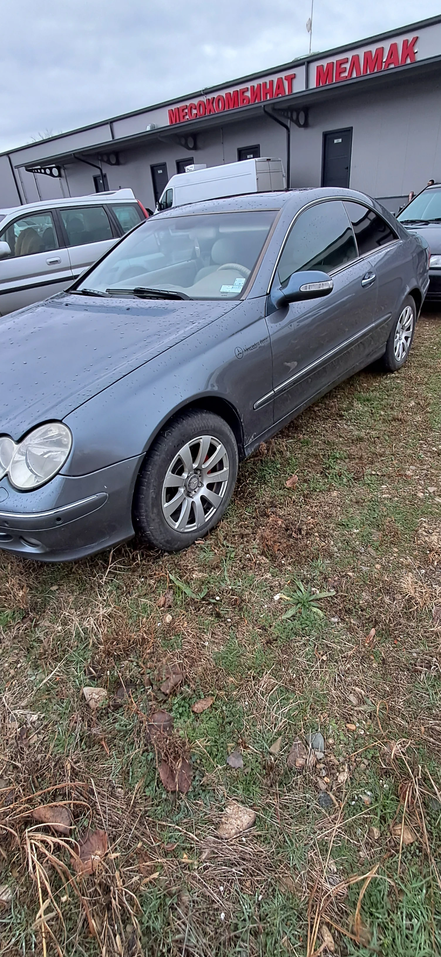 Mercedes-Benz CLK 240, снимка 12 - Автомобили и джипове - 55091755