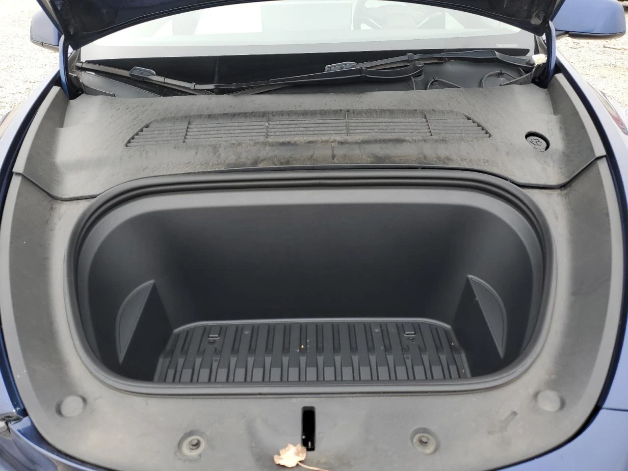 Tesla Model Y Dual Motor, снимка 7 - Автомобили и джипове - 55159934