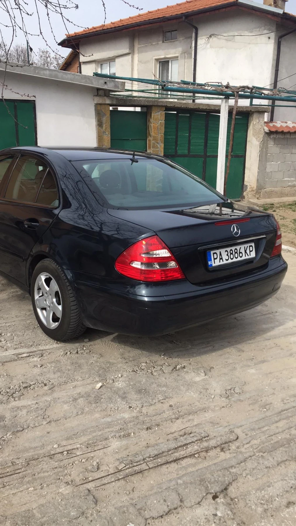 Mercedes-Benz E 320, снимка 7 - Автомобили и джипове - 55171345