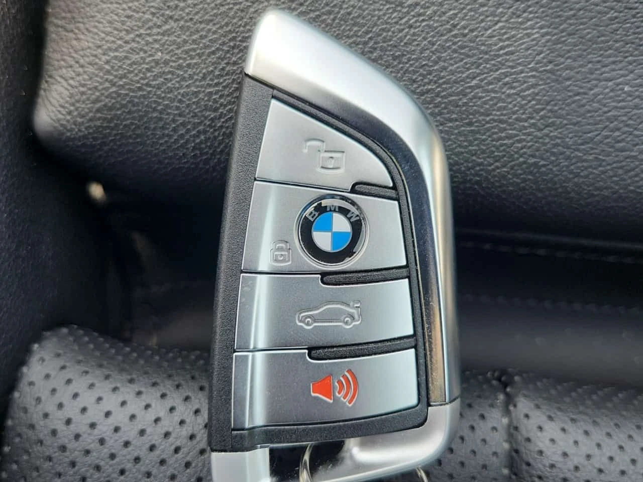 BMW 330 330I XDRIVE/CARFAX/ПОДГРЕВ/ПАМЕТ/ШИБЕДАХ, снимка 8 - Автомобили и джипове - 55230802