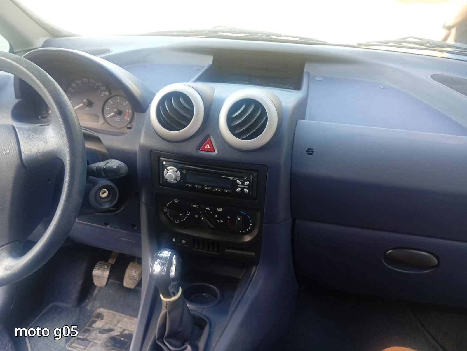 Peugeot 1007, снимка 9 - Автомобили и джипове - 55930420