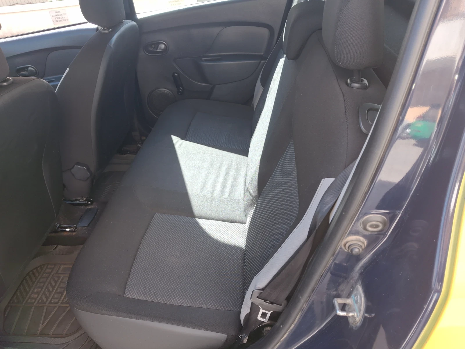Dacia Sandero, снимка 2 - Автомобили и джипове - 56336064