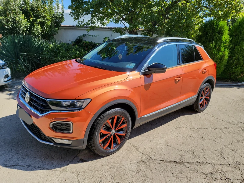 VW T-Roc, снимка 2 - Автомобили и джипове - 47280321