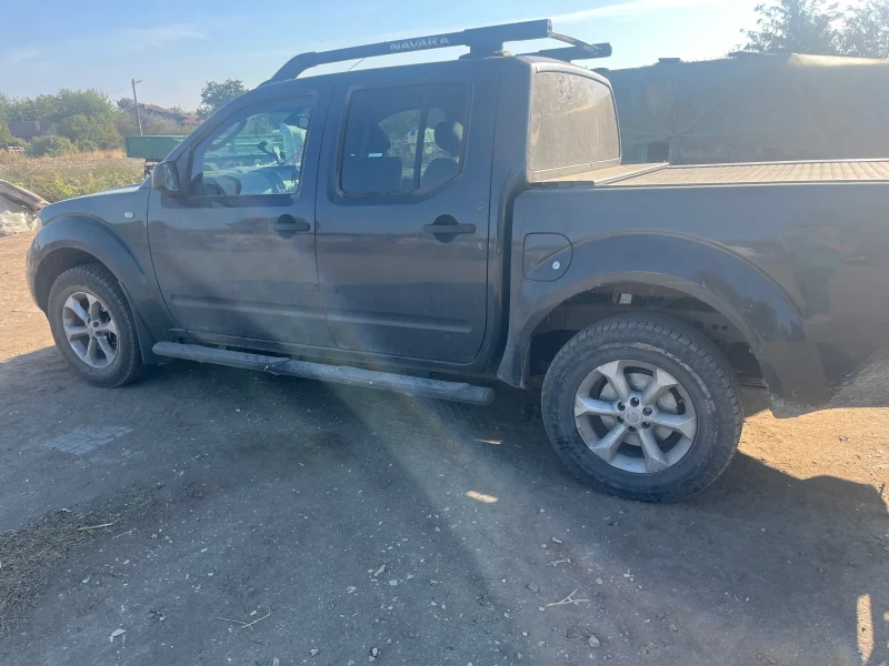 Nissan Navara, снимка 4 - Автомобили и джипове - 47361457