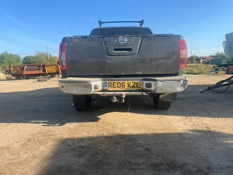 Nissan Navara, снимка 2 - Автомобили и джипове - 47361457