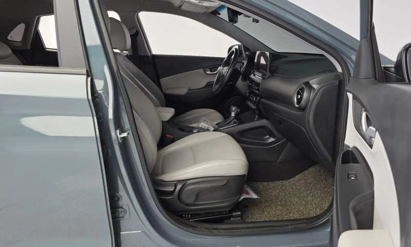 Hyundai Kona Gasoline 1.6 Turbo 2WD Modern, снимка 11 - Автомобили и джипове - 52112804