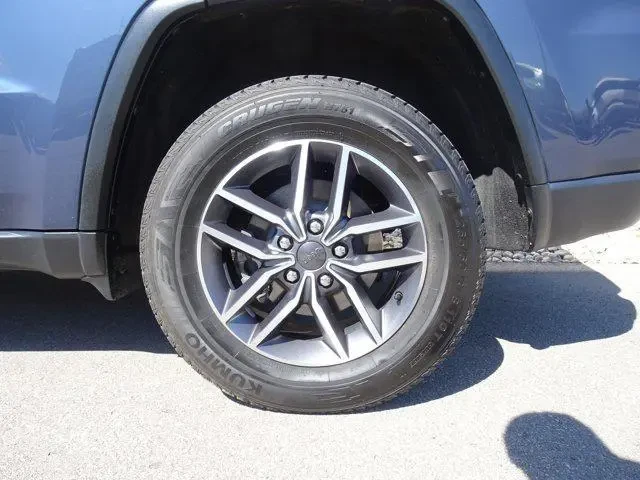 Jeep Grand cherokee Limited, снимка 17 - Автомобили и джипове - 54398445