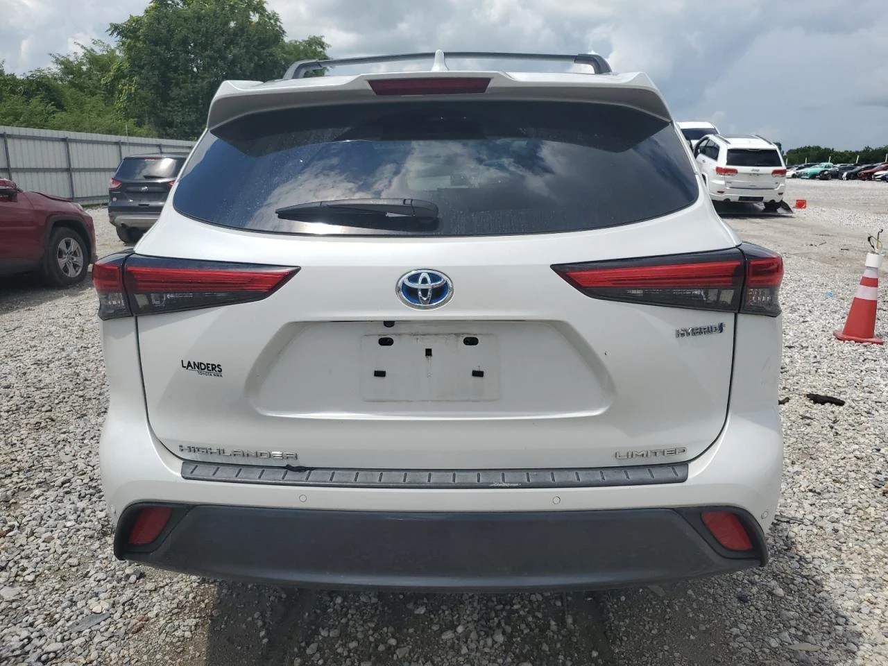 Toyota Highlander HYBRID LIMITED/4X4/6+ 1 - изображение 5