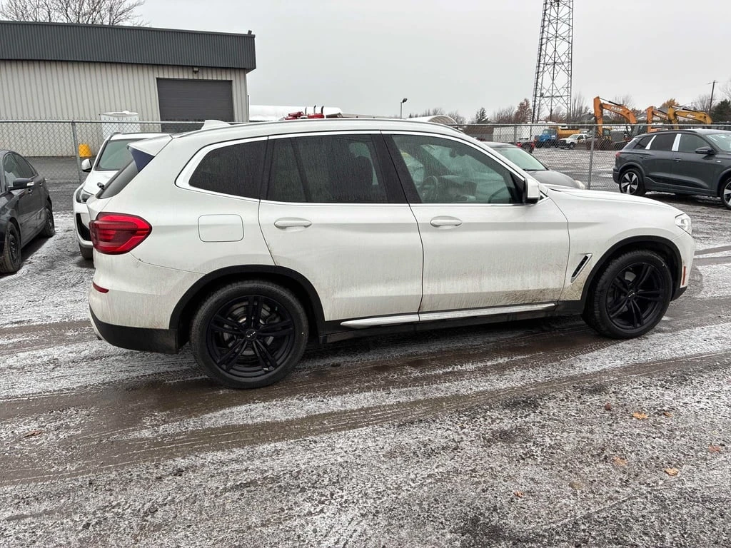 BMW X3  xDrive30i * CARFAX * БЕЗ ПЪРВОНАЧАЛНА ВНОСКА - изображение 4