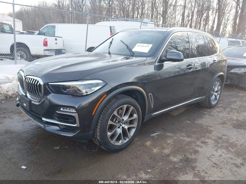 BMW X5 3.0l xDrive40I - изображение 2
