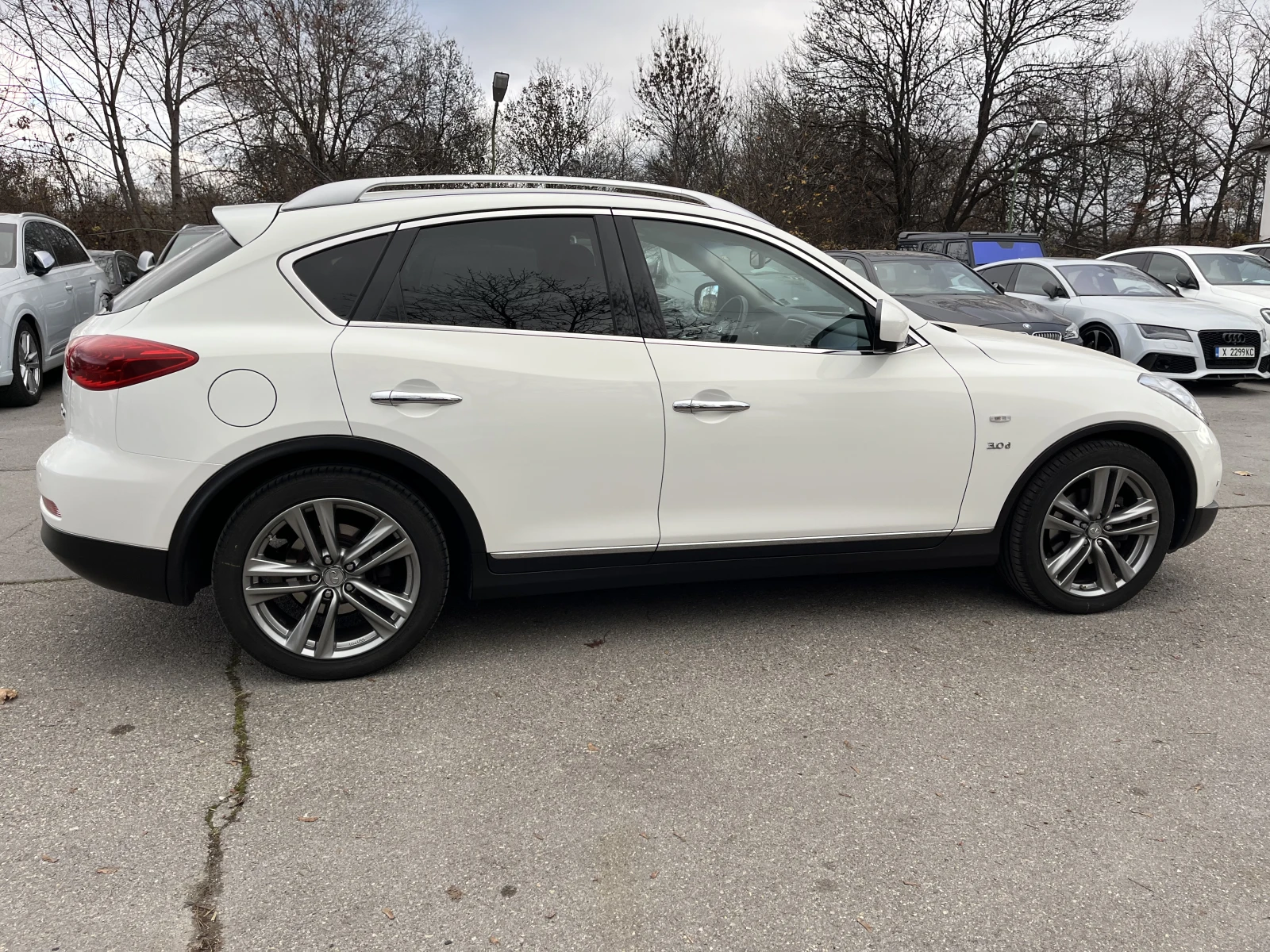 Infiniti QX50, снимка 7 - Автомобили и джипове - 53884903