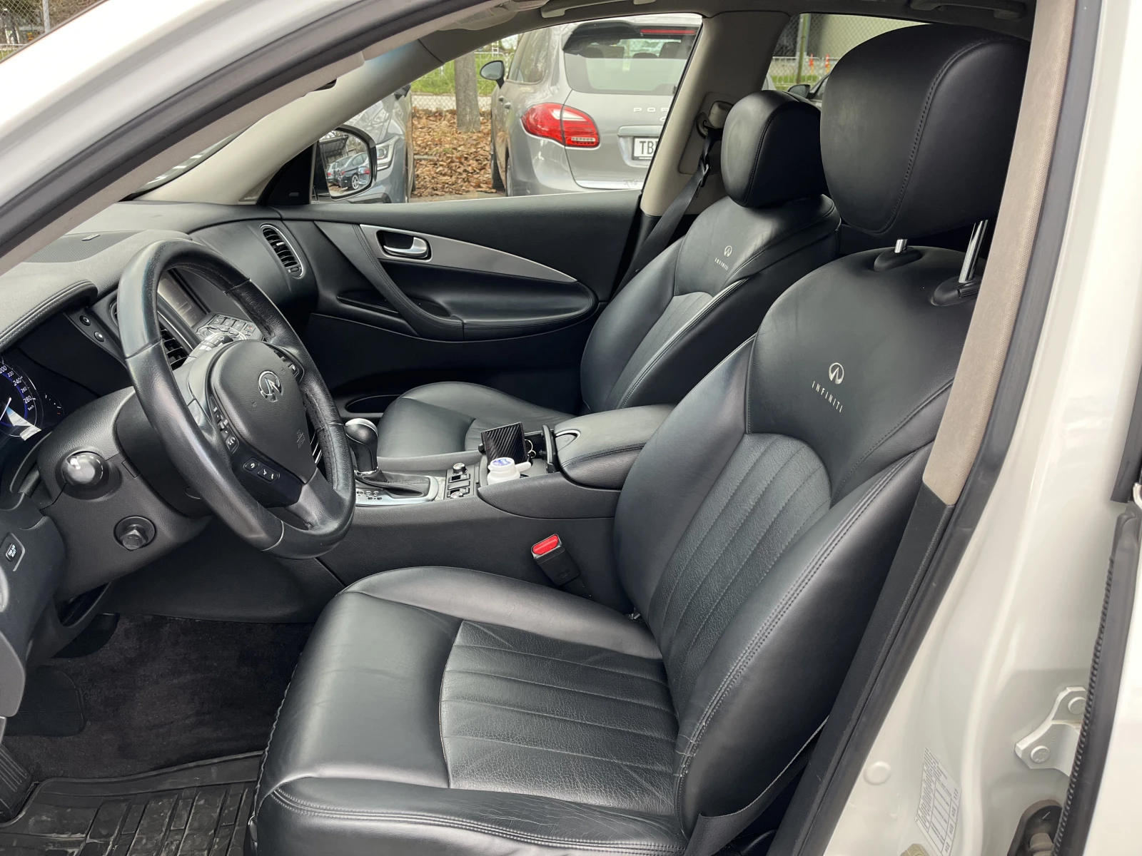 Infiniti QX50, снимка 11 - Автомобили и джипове - 53884903