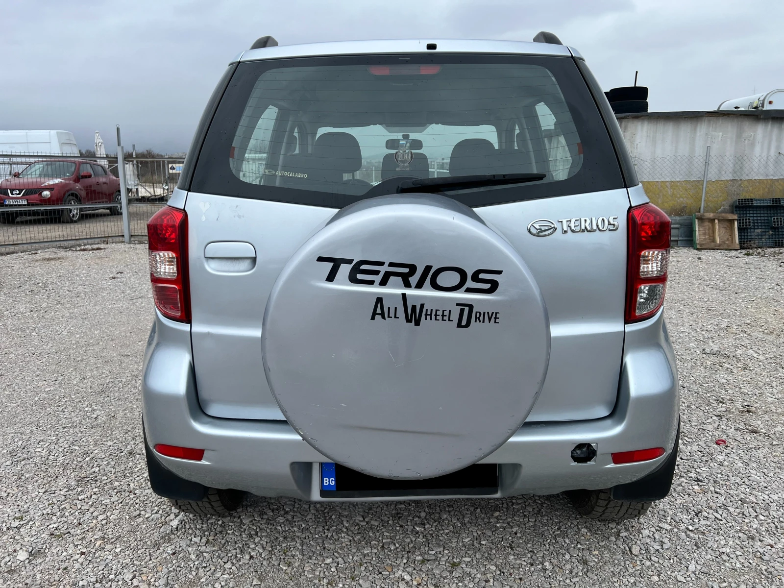 Daihatsu Terios 1.5 i 16V 4WD Automatic, снимка 7 - Автомобили и джипове - 53894071